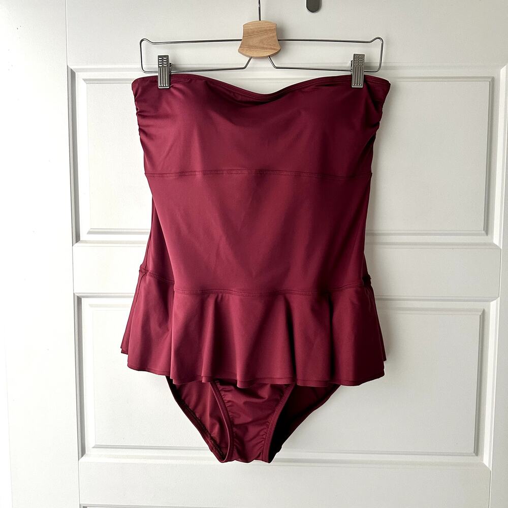 Lands' End Sculpting Ruffle One Piece Swimsut Sz 14